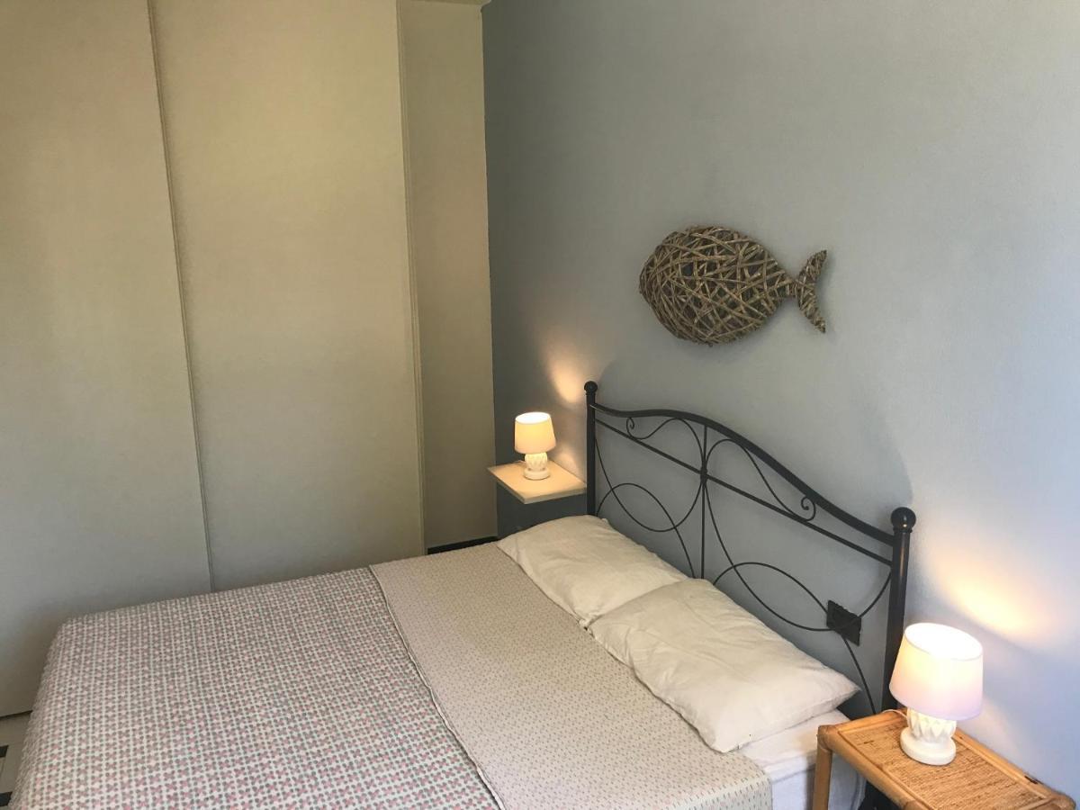Piazza Staglieno - Appartamento Centralissimo A 30M Dalla Spiaggia 레반토 외부 사진